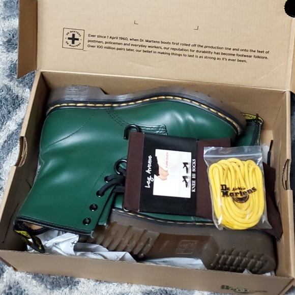 Dr. Martens Shoes - Green Dr. Martens 1460 Boots
